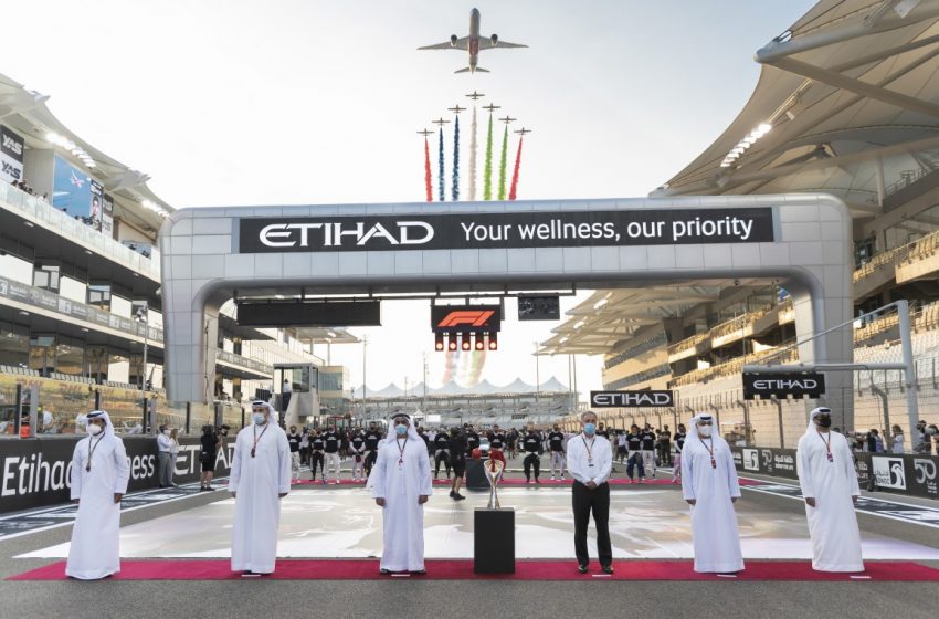  Saif bin Zayed crowns winner of Formula 1 Etihad Airways Abu Dhabi Grand Prix 2020