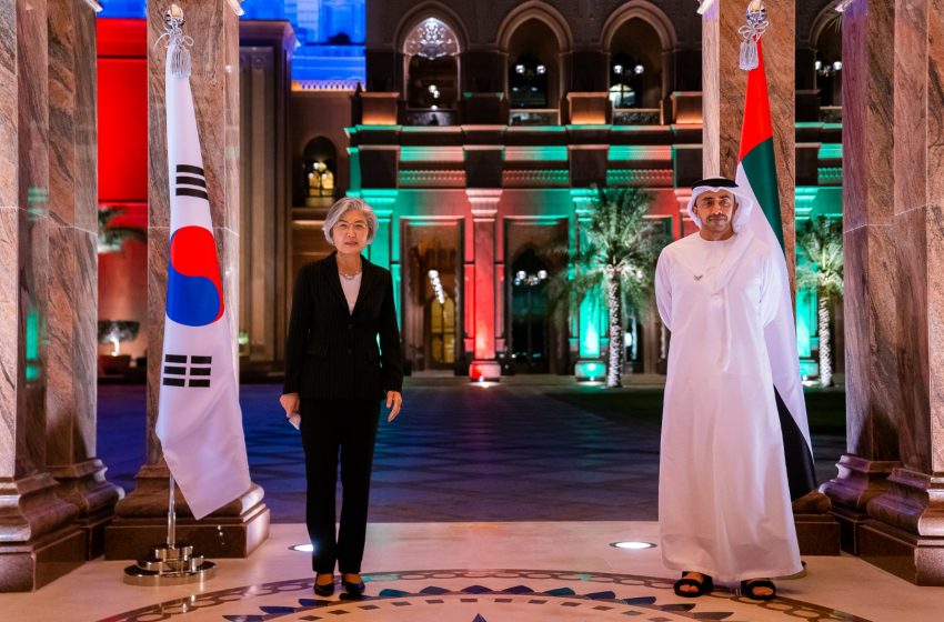  Abdullah bin Zayed, S. Korean FM review consolidating strategic relations