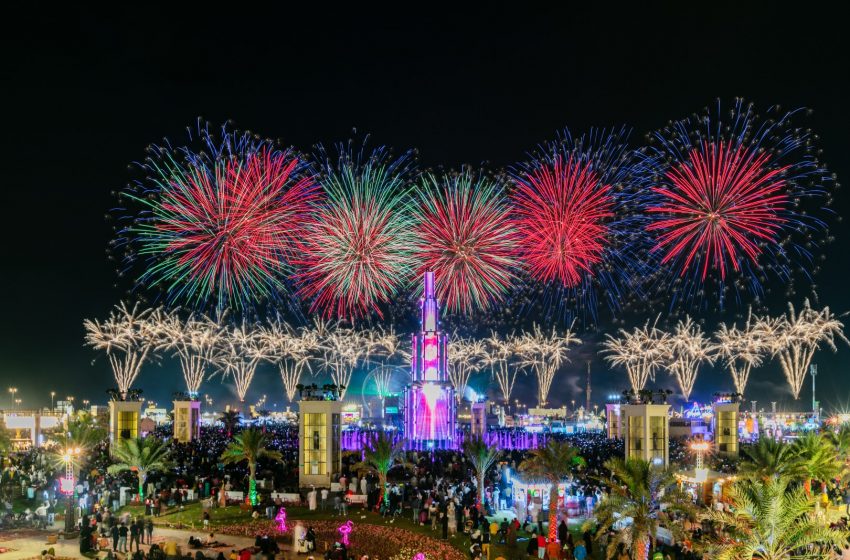  Sheikh Zayed Festival sets two Guinness World records