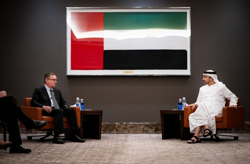  Abdullah bin Zayed meets US Special Envoy for the Horn of Africa