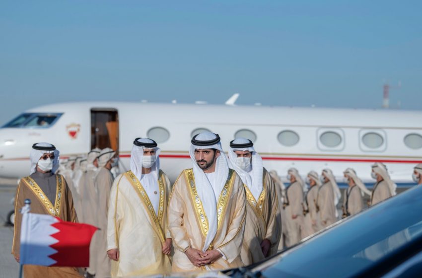  Hamdan bin Mohammed receives Crown Prince of Bahrain at Al Maktoum International Airport