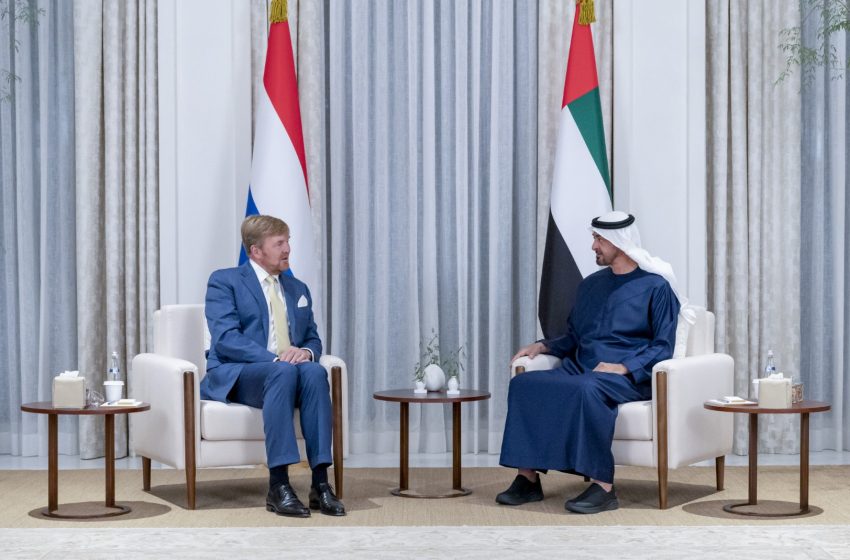  Mohamed bin Zayed receives King of Netherlands, discusses enhancing cooperation