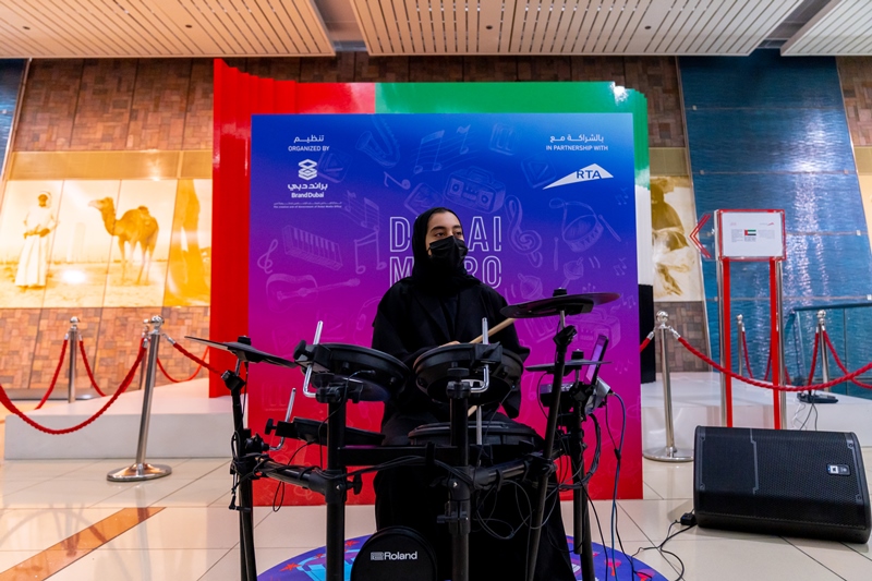  Emirati Maitha Al Mansoori performs unique fusion oriental and western melodies at Dubai Metro Music Festival