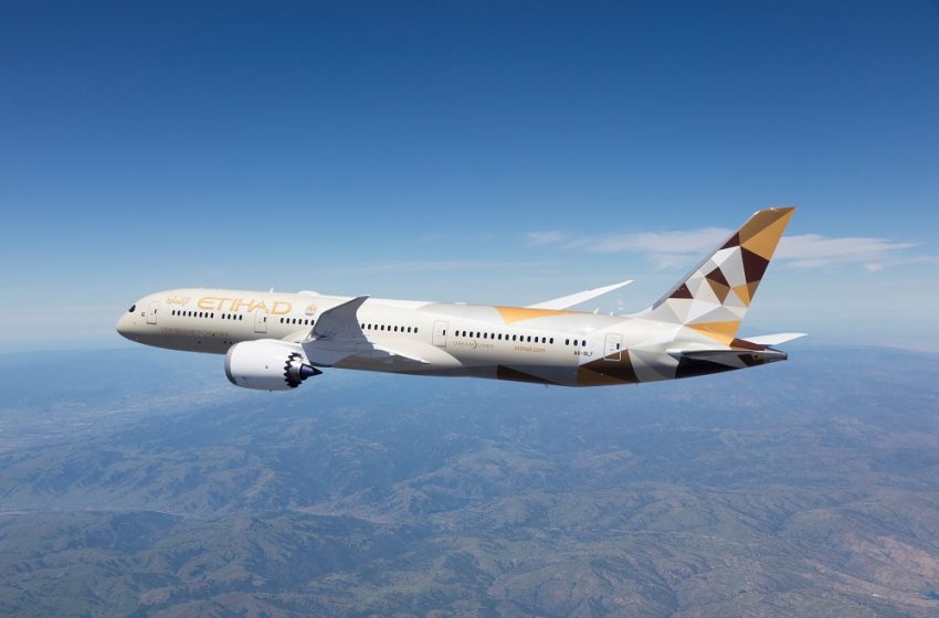  Etihad Airways returns to Beijing