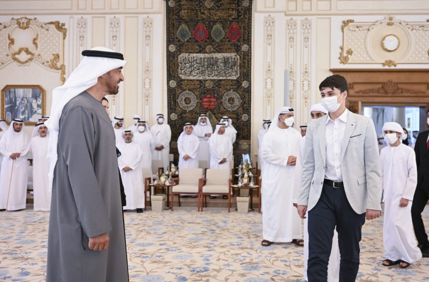  Mohamed bin Zayed receives grade 12 toppers, parents, educational leaders