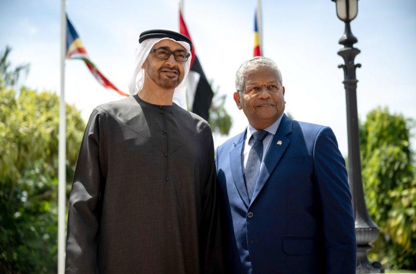  Mohamed bin Zayed, President of Seychelles, discuss enhancing bilateral relations