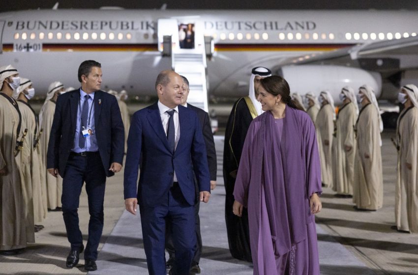  German Chancellor arrives in UAE