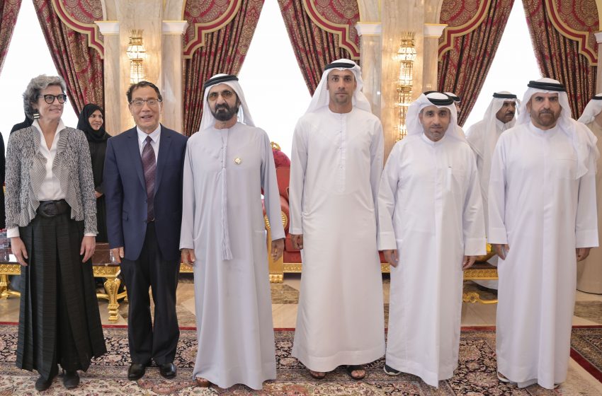  Mohammed bin Rashid receives winners of Mohammed bin Rashid Al Maktoum Knowledge Award